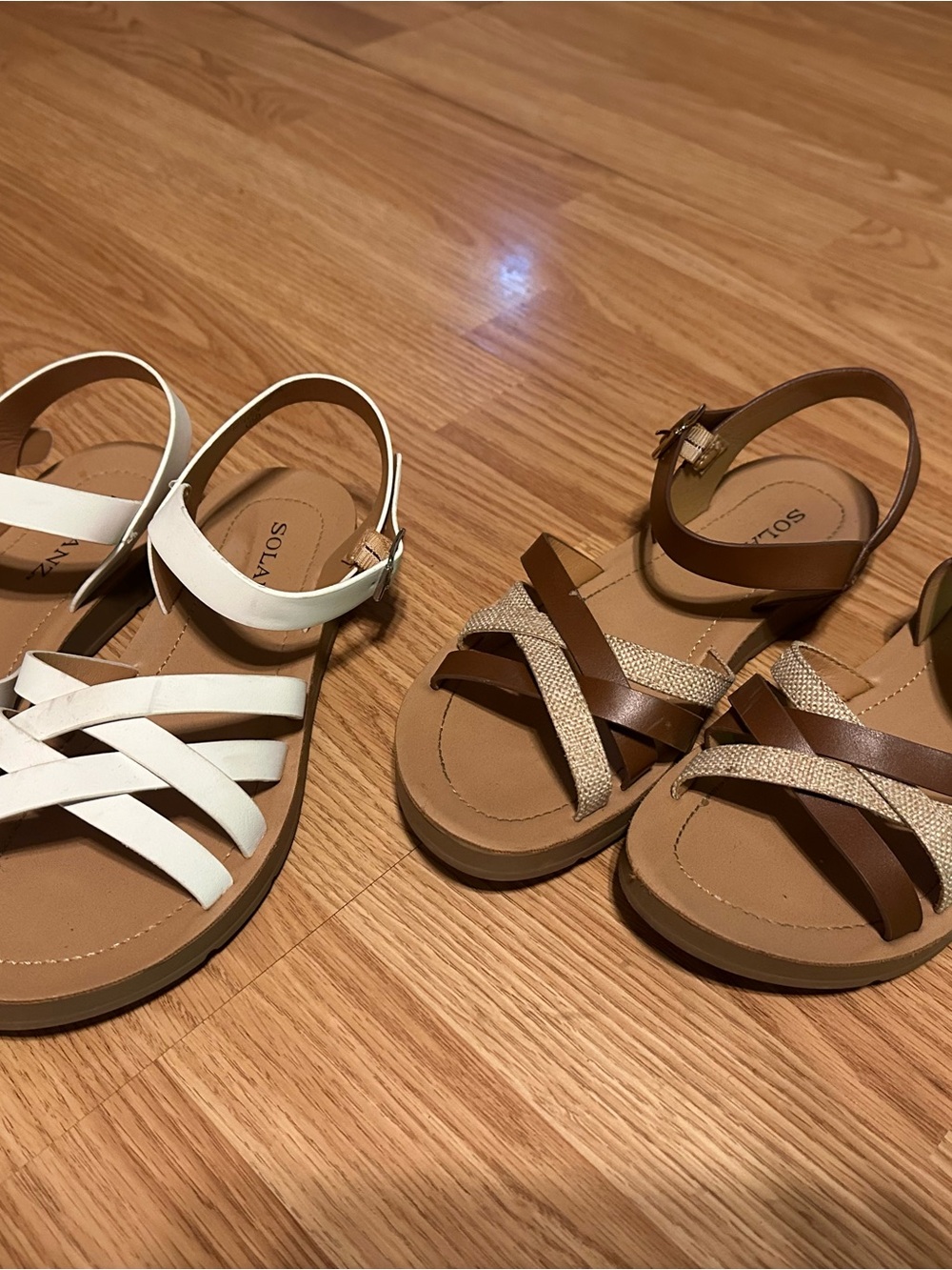 Solanz Women Crisscross Strap Sandals in White and Brown